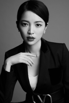 美国伦理美女狱警