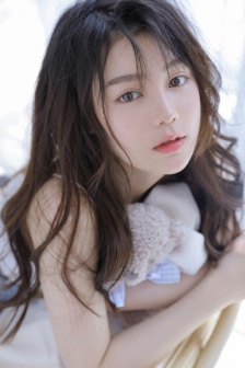 砸钱宝马女